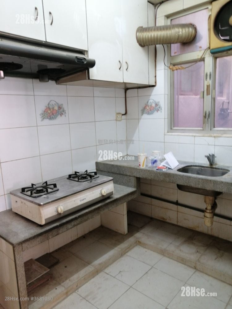 長榮大廈 售盤 2 浴室 554 平方呎