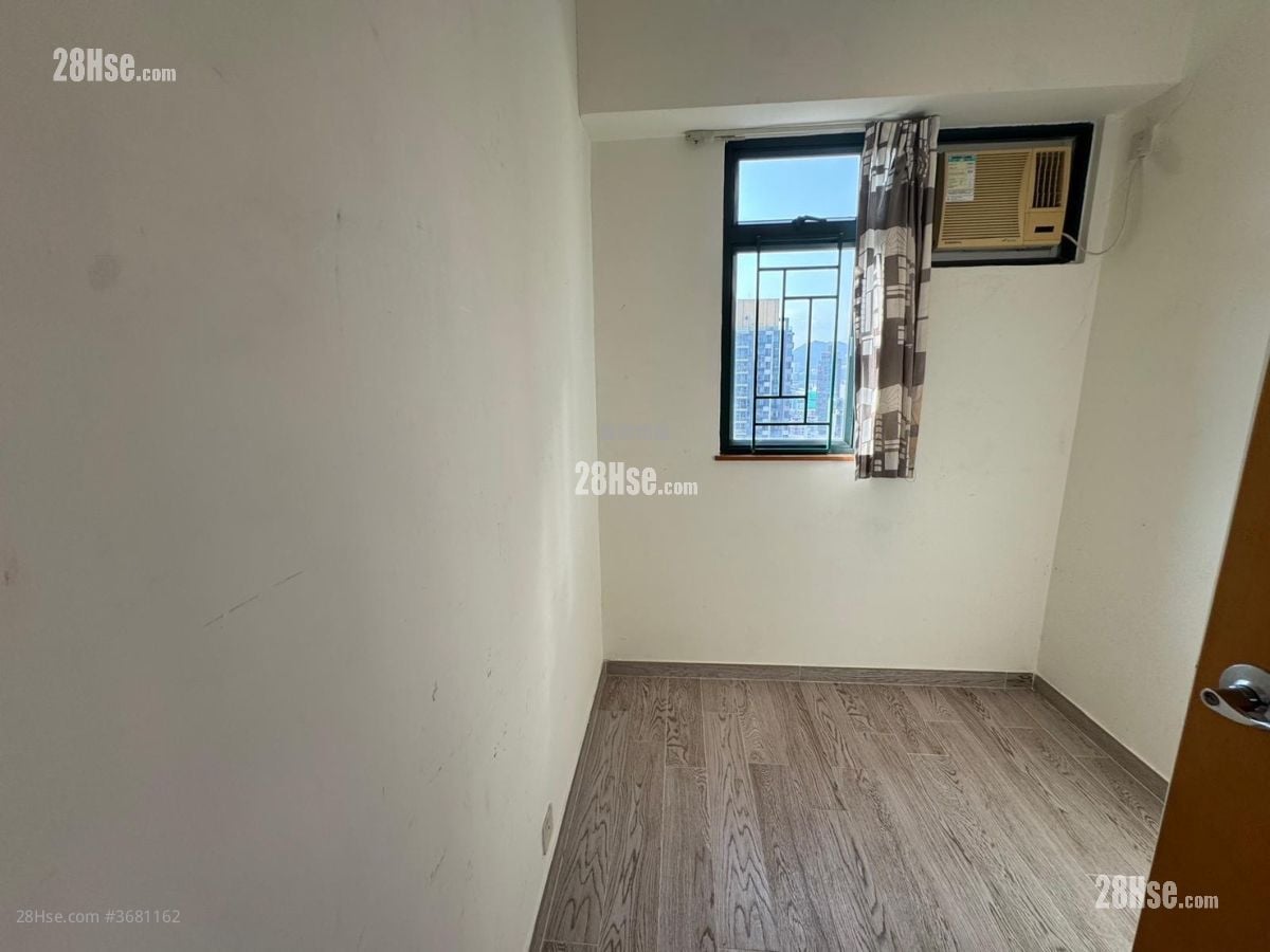 Kingsgate Sell 3 Bedrooms , 1 Bathroom 524 ft²