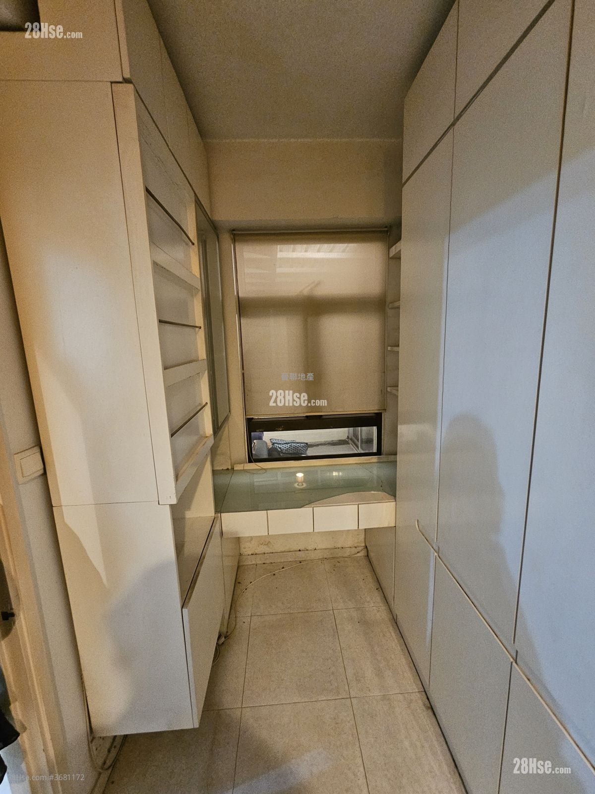 Chinese Mansion Sell 1 Bathroom 378 ft²