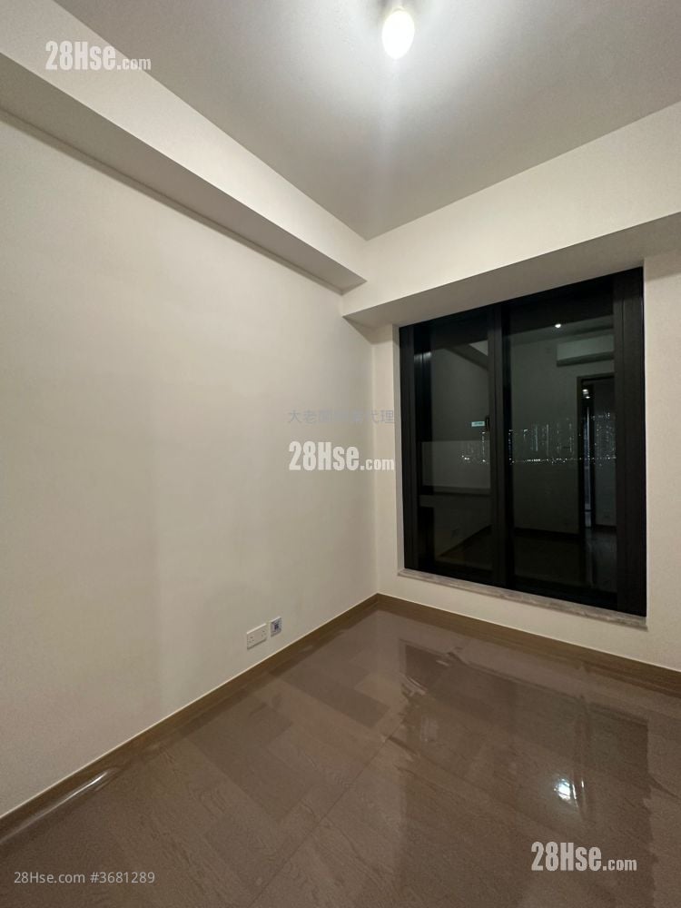 蔚蓝东岸 售盘 4 房 1,057 平方尺