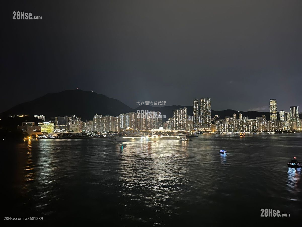 蔚蓝东岸 售盘 4 房 1,057 平方尺