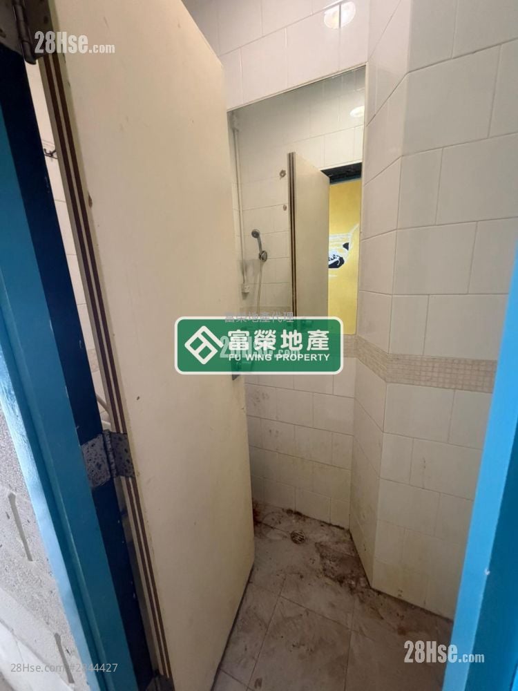 Alhambra Building Sell 5+ Bedrooms , 5+ Bathrooms 734 ft²