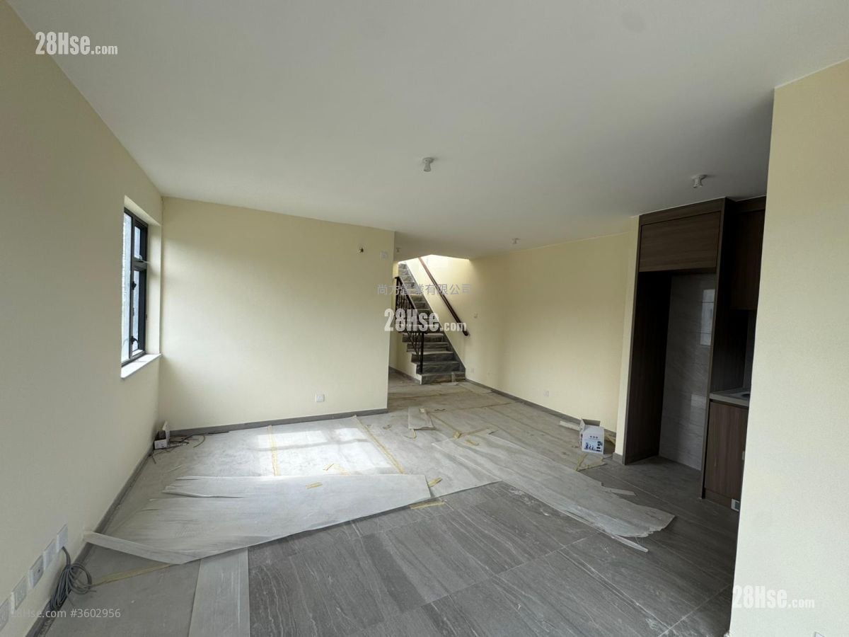 屯门新村 售盘 3 房 , 1 浴室 700 平方尺