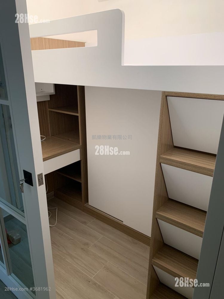 Lai Tsui Court Sell 2 Bedrooms , 1 Bathroom 281 ft²