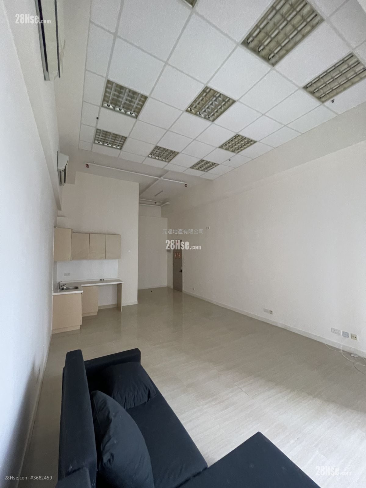 Dan6 Sell 1 Toilet 535 ft²