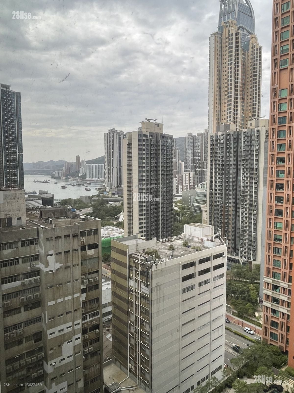 Dan6 Sell 1 Toilet 535 ft²