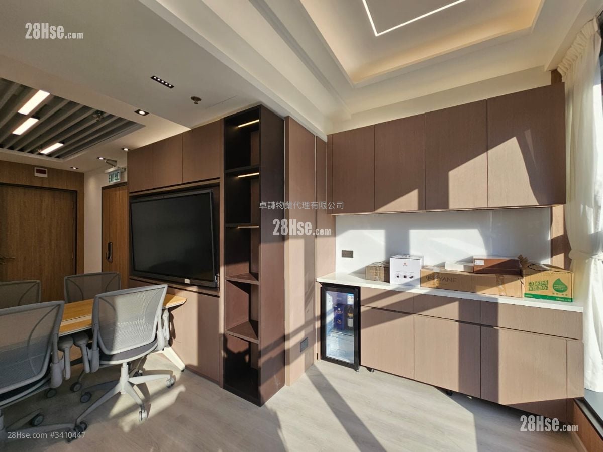 58？Wing Lok Street Rental 1 Toilet