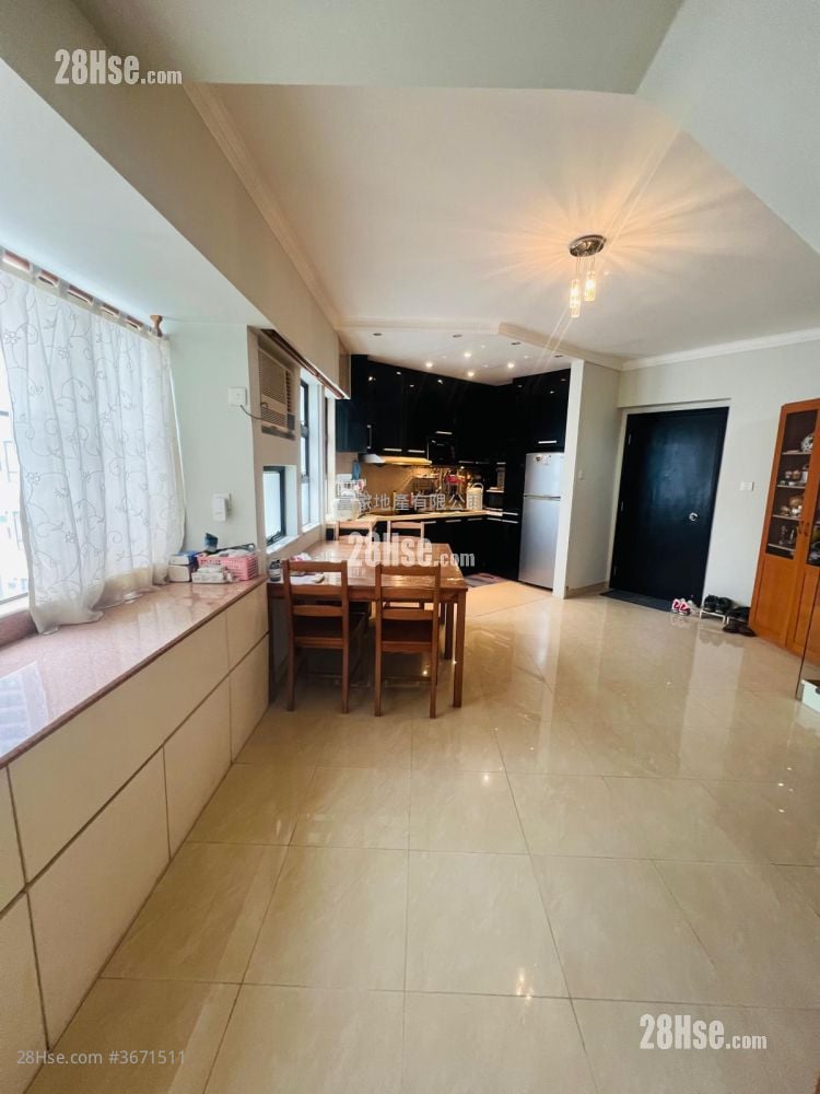 Fortress Metro Tower Sell 3 Bedrooms , 2 Bathrooms 982 ft²