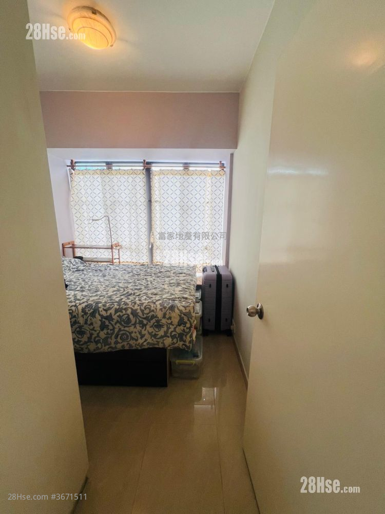 Fortress Metro Tower Sell 3 Bedrooms , 2 Bathrooms 982 ft²