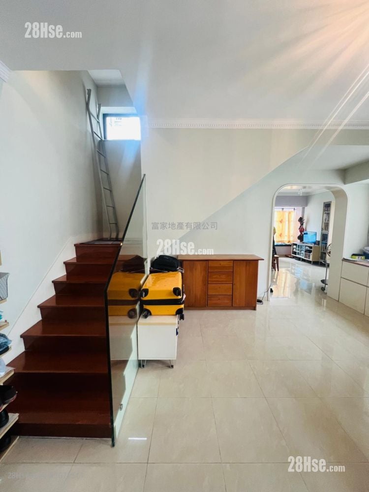 Fortress Metro Tower Sell 3 Bedrooms , 2 Bathrooms 982 ft²