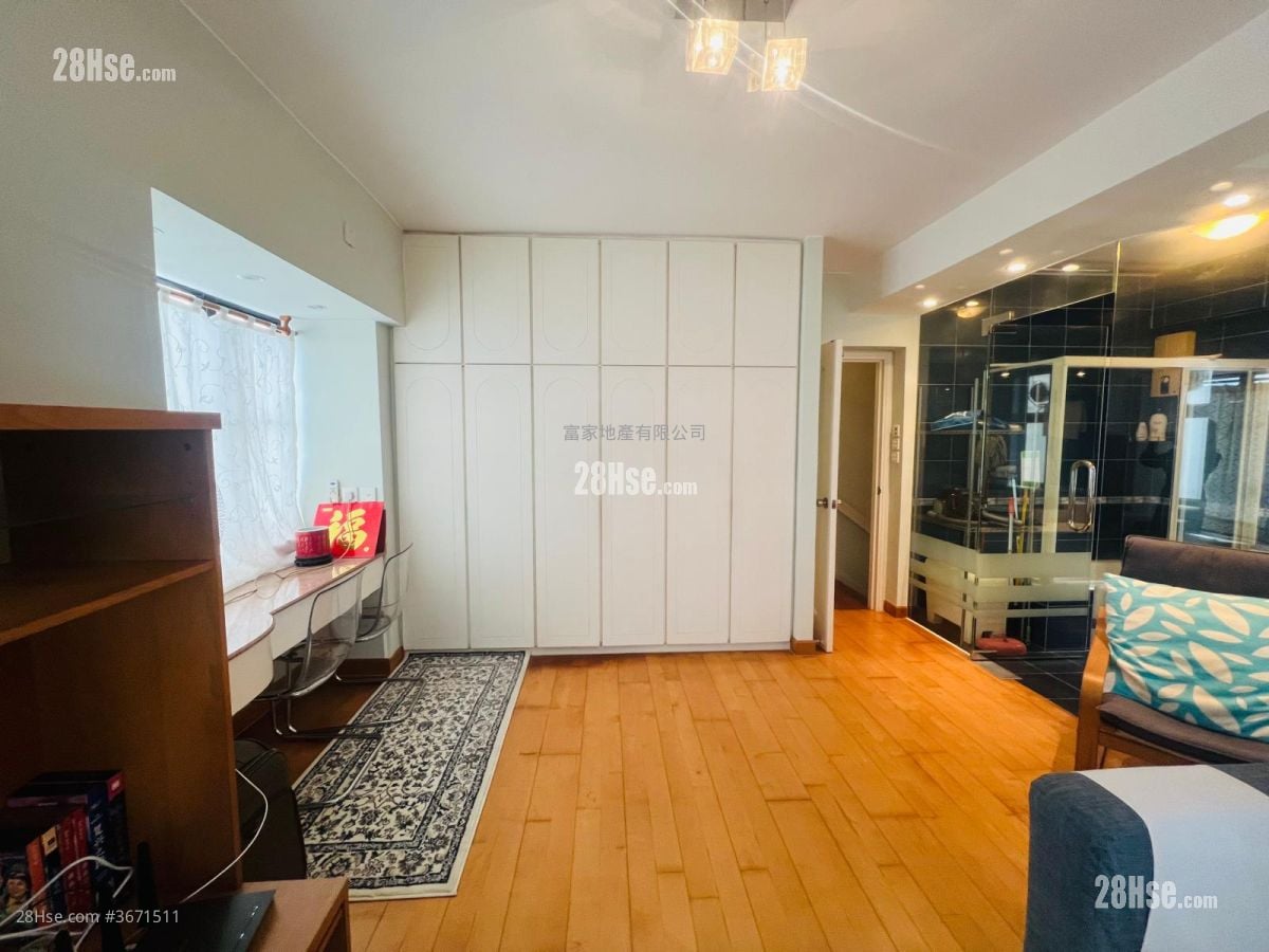 Fortress Metro Tower Sell 3 Bedrooms , 2 Bathrooms 982 ft²