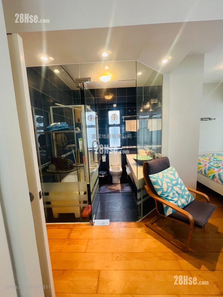 Fortress Metro Tower Sell 3 Bedrooms , 2 Bathrooms 982 ft²