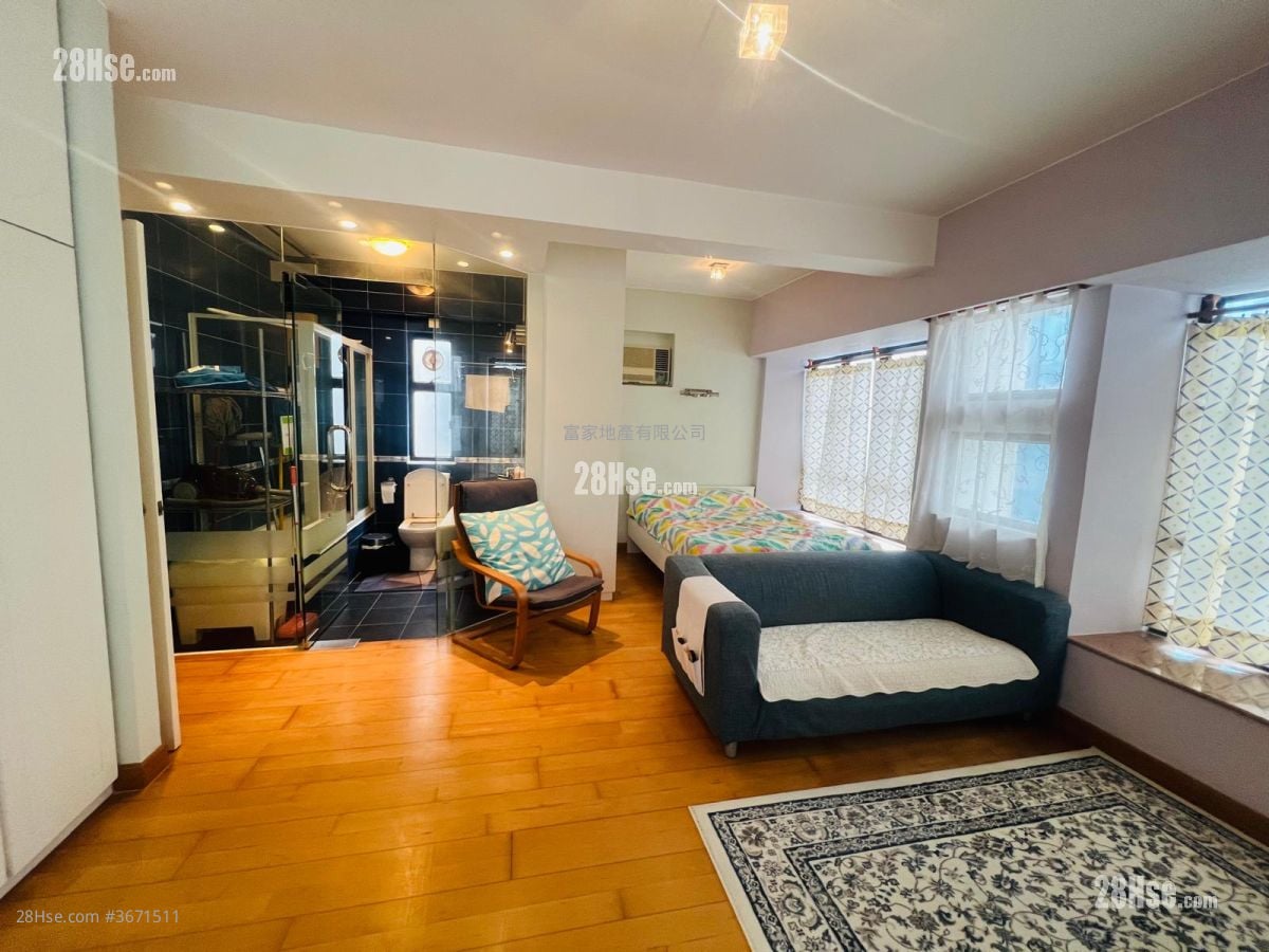 Fortress Metro Tower Sell 3 Bedrooms , 2 Bathrooms 982 ft²