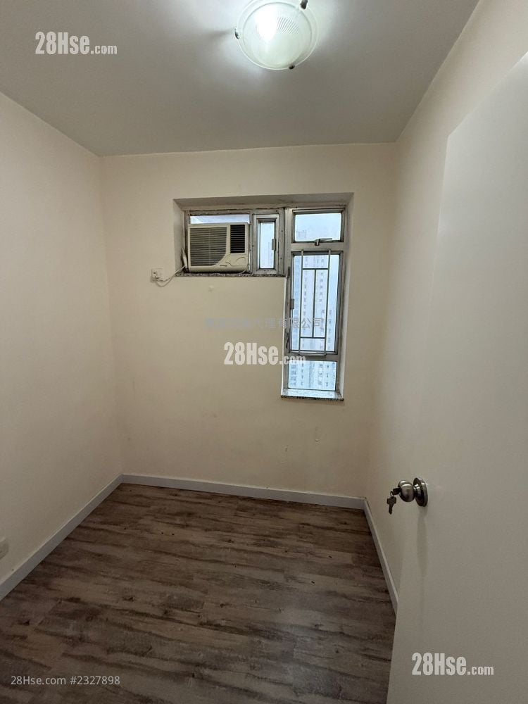 翠竹花园 售盘 3 房 , 1 浴室 592 平方尺