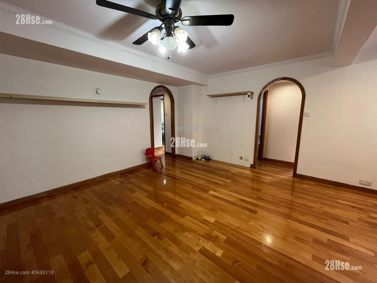 美孚新邨 租盘 3 房 , 2 浴室 827 平方尺