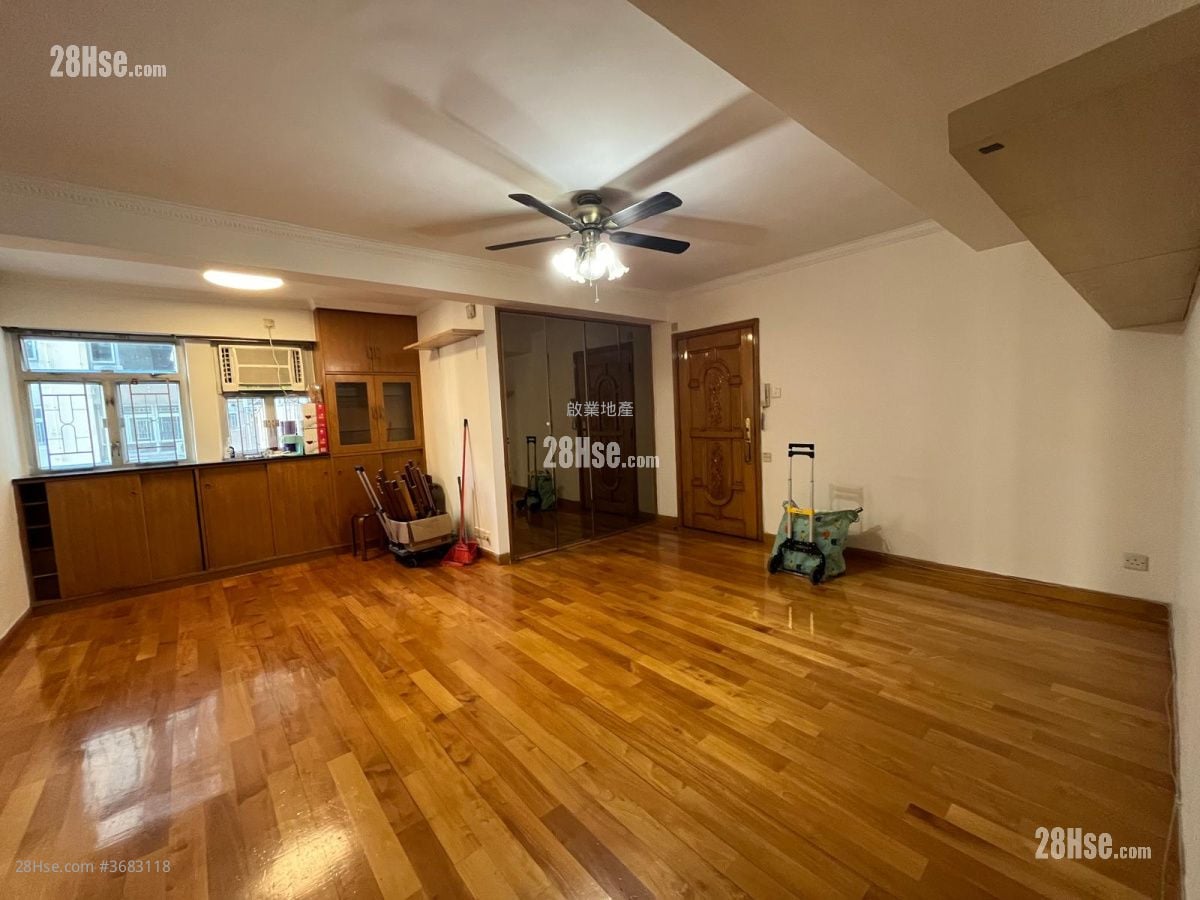 美孚新邨 租盘 3 房 , 2 浴室 827 平方尺