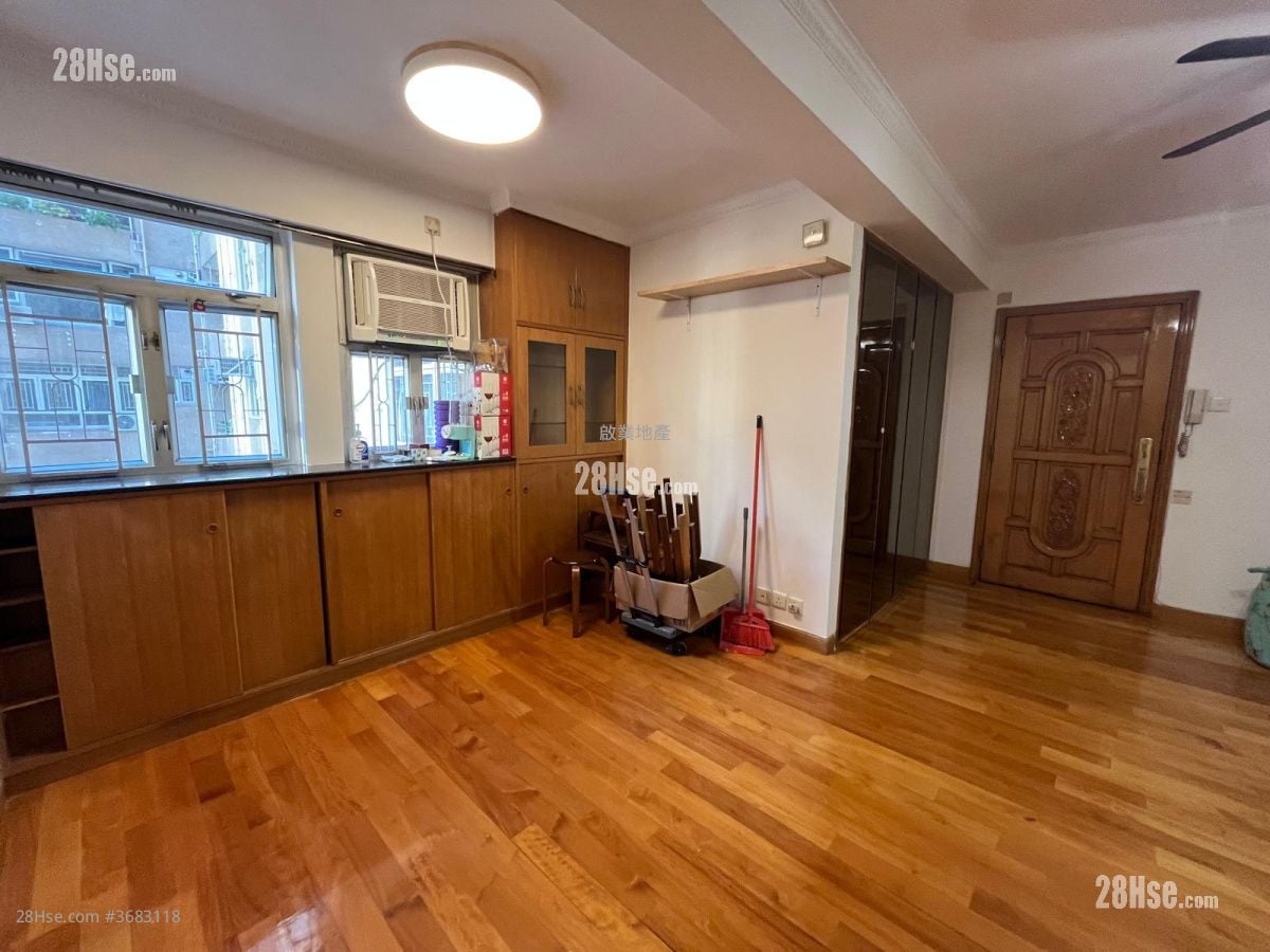 美孚新邨 租盘 3 房 , 2 浴室 827 平方尺