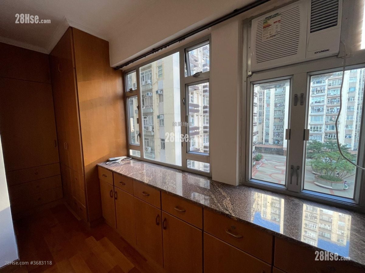 美孚新邨 租盘 3 房 , 2 浴室 827 平方尺