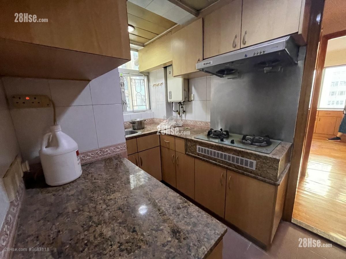 美孚新邨 租盘 3 房 , 2 浴室 827 平方尺