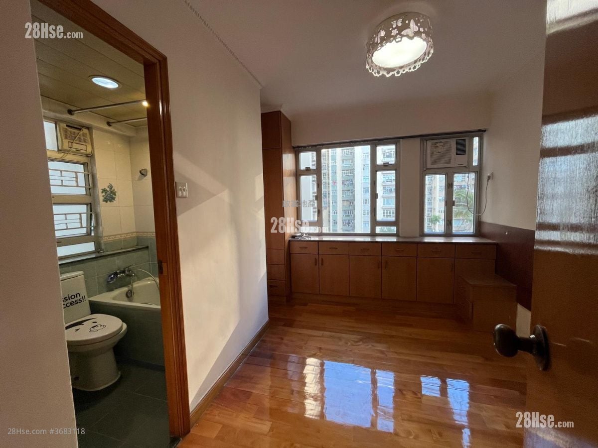 美孚新邨 租盘 3 房 , 2 浴室 827 平方尺