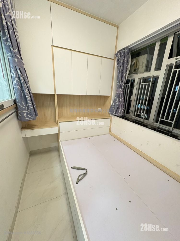 鸿光大厦 售盘 3 房 412 平方尺