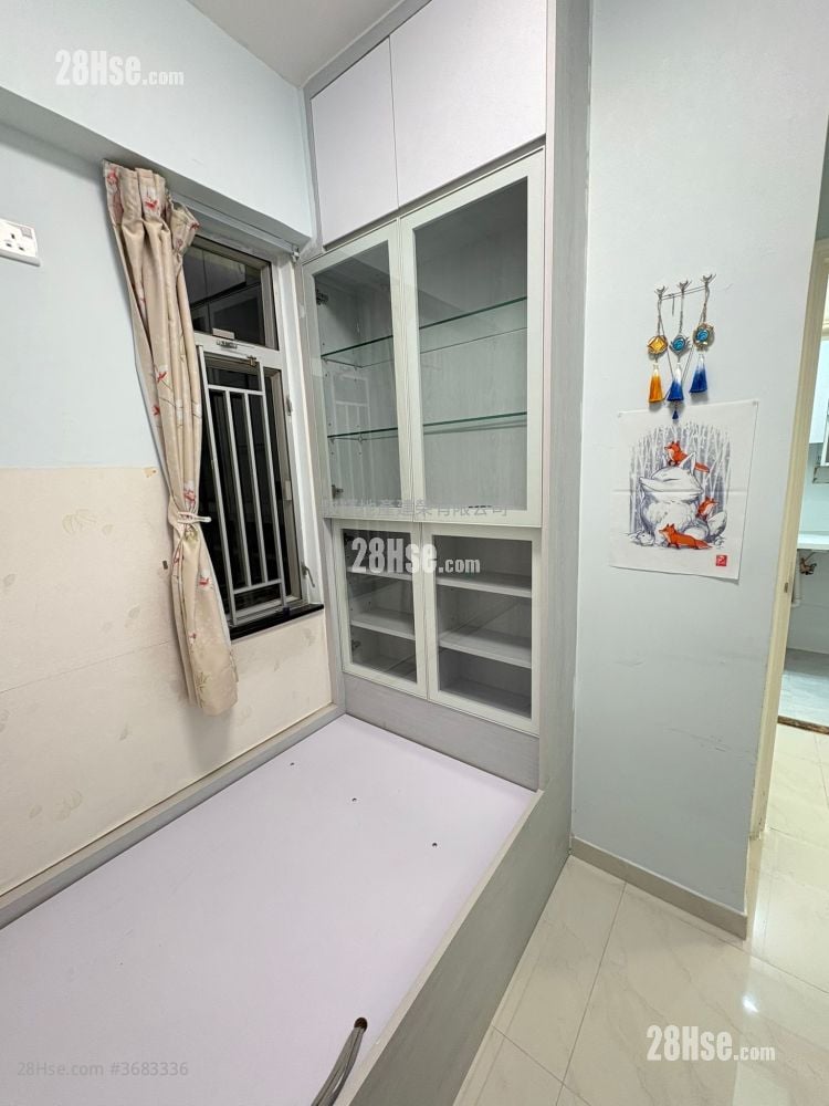 鸿光大厦 售盘 3 房 412 平方尺