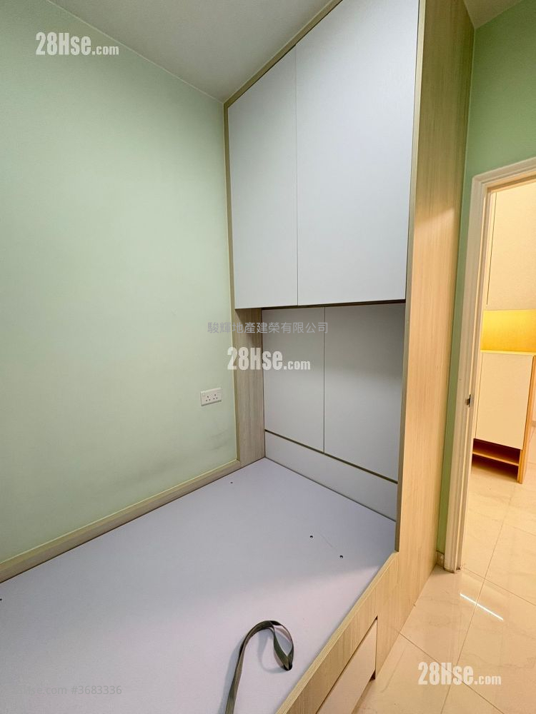 鸿光大厦 售盘 3 房 412 平方尺