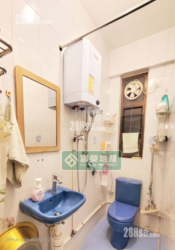 五宝大厦 售盘 2 房 , 1 浴室 370 平方尺