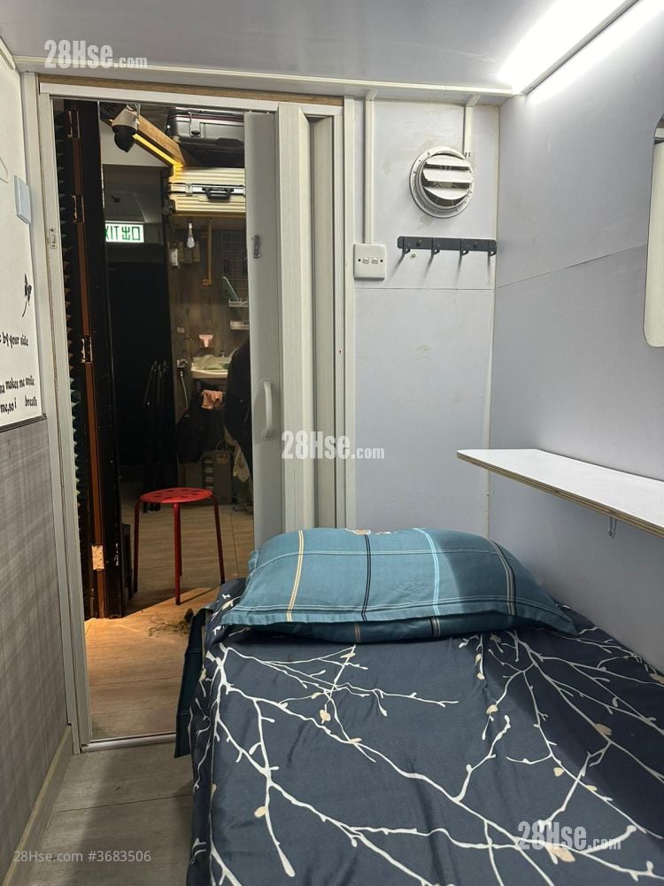 Hanyee Building Rental 4 Bathrooms 708 ft²