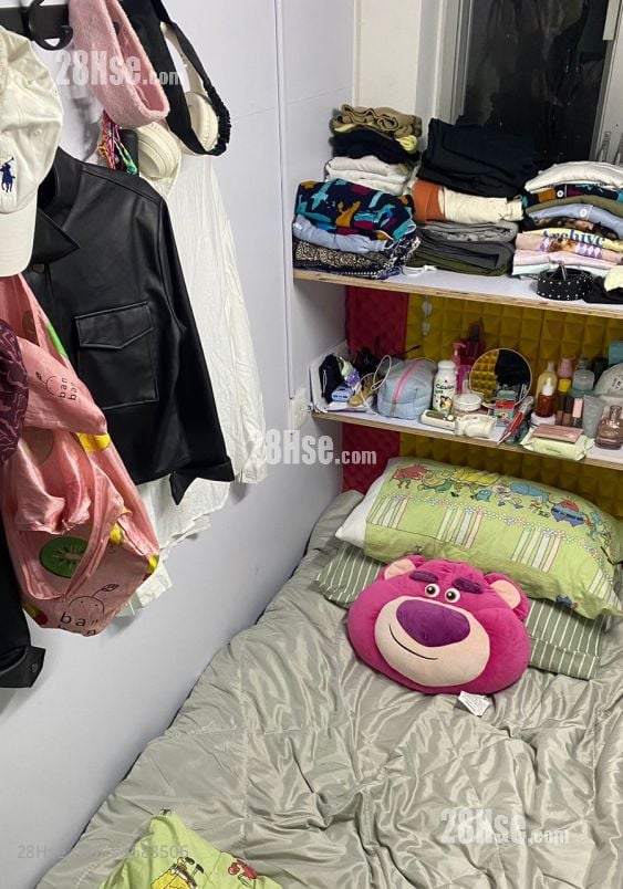 Hanyee Building Rental 4 Bathrooms 708 ft²