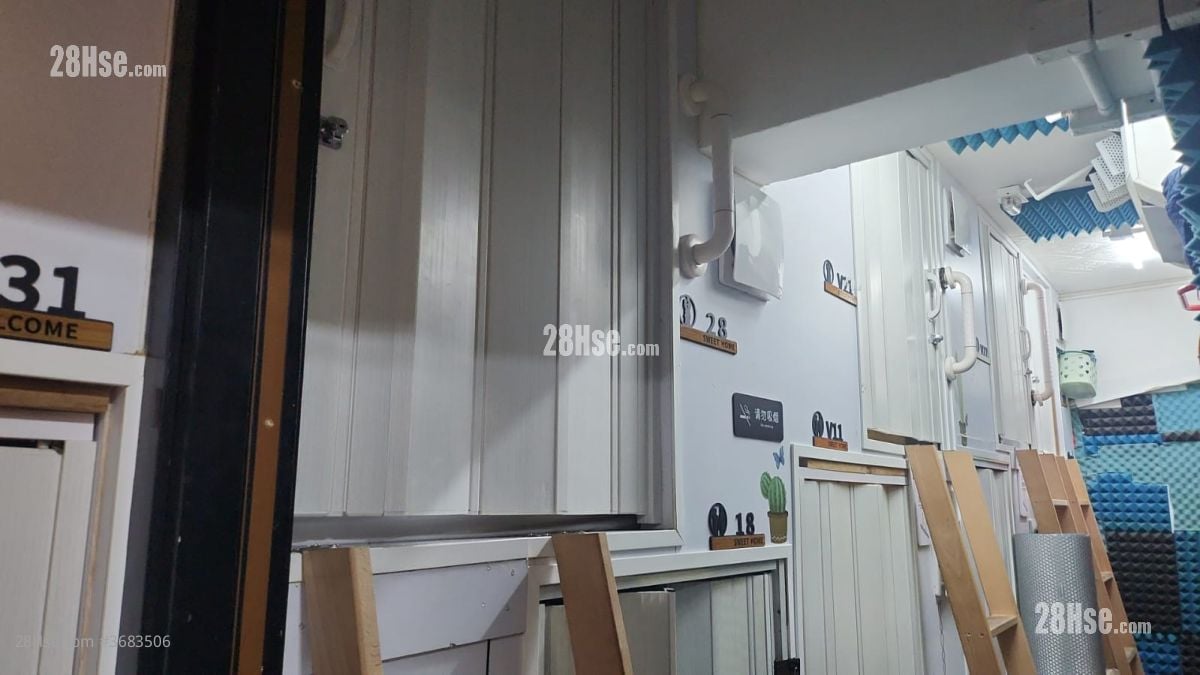 Hanyee Building Rental 4 Bathrooms 708 ft²