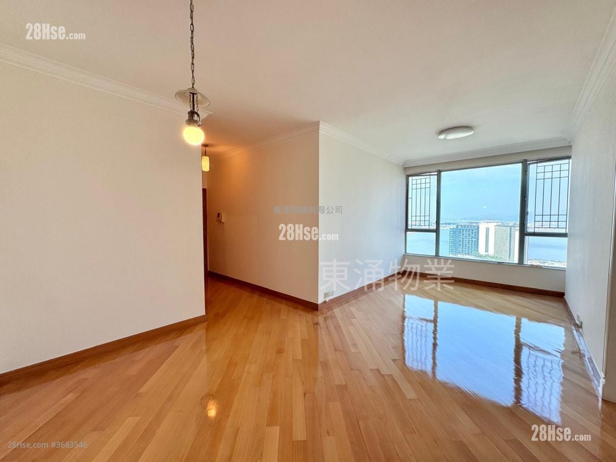 Coastal Skyline Sell 3 Bedrooms , 2 Bathrooms 781 ft²