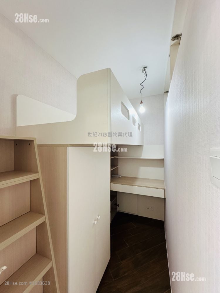 Telford Gardens Sell 3 Bedrooms , 2 Bathrooms 538 ft²