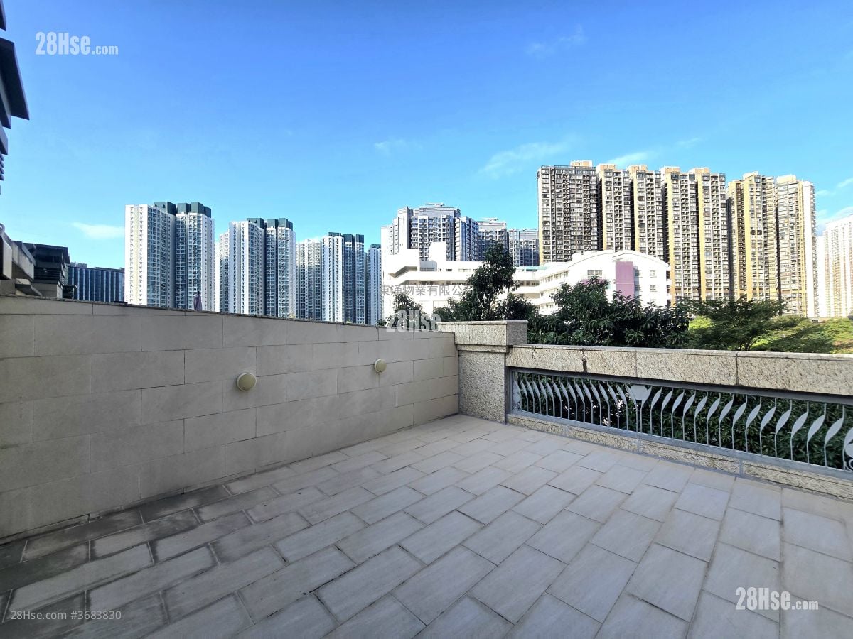 Lamer Sell 4 Bedrooms , 5+ Bathrooms 2,355 ft²