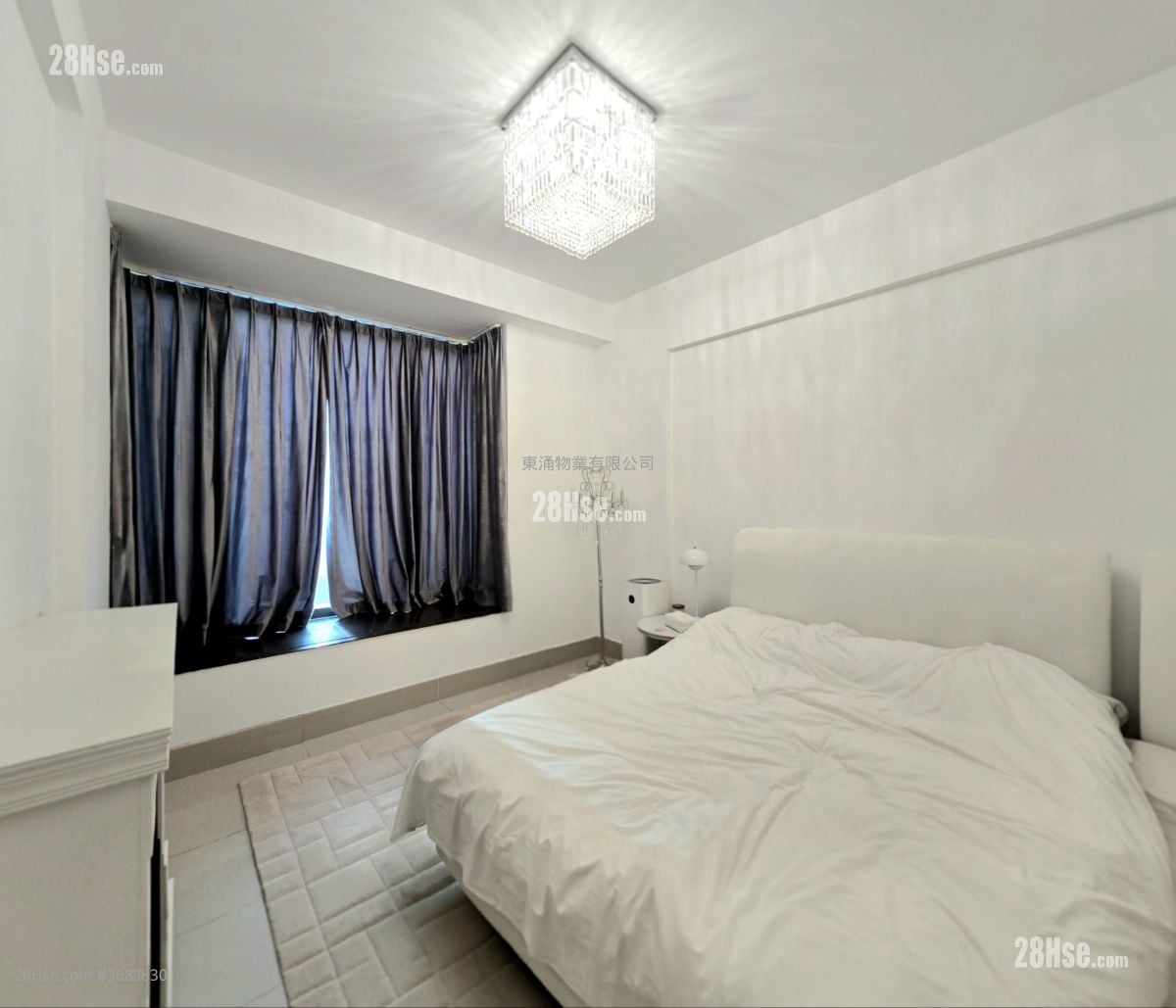 Lamer Sell 4 Bedrooms , 5+ Bathrooms 2,355 ft²