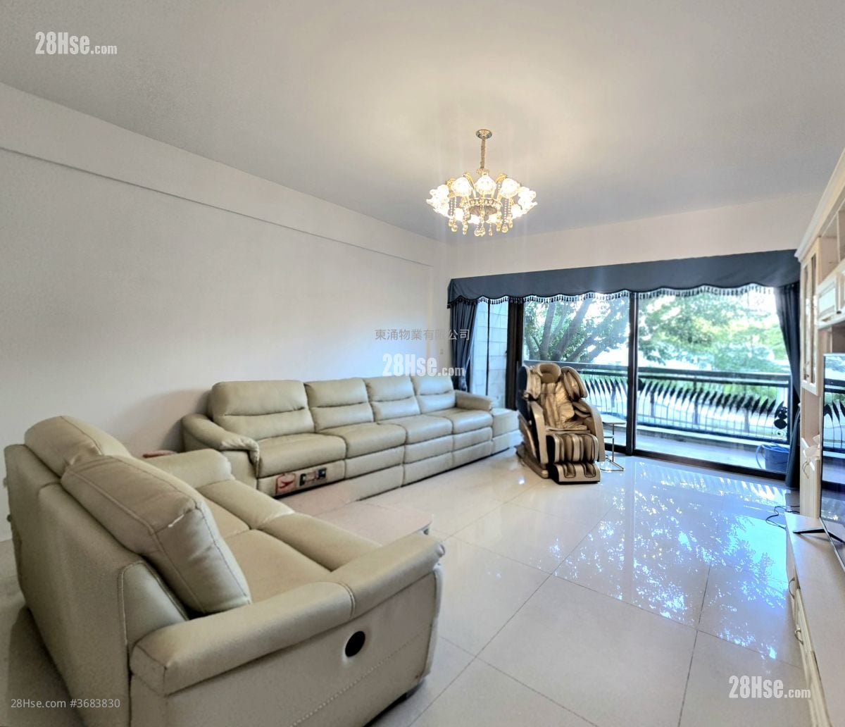 Lamer Sell 4 Bedrooms , 5+ Bathrooms 2,355 ft²