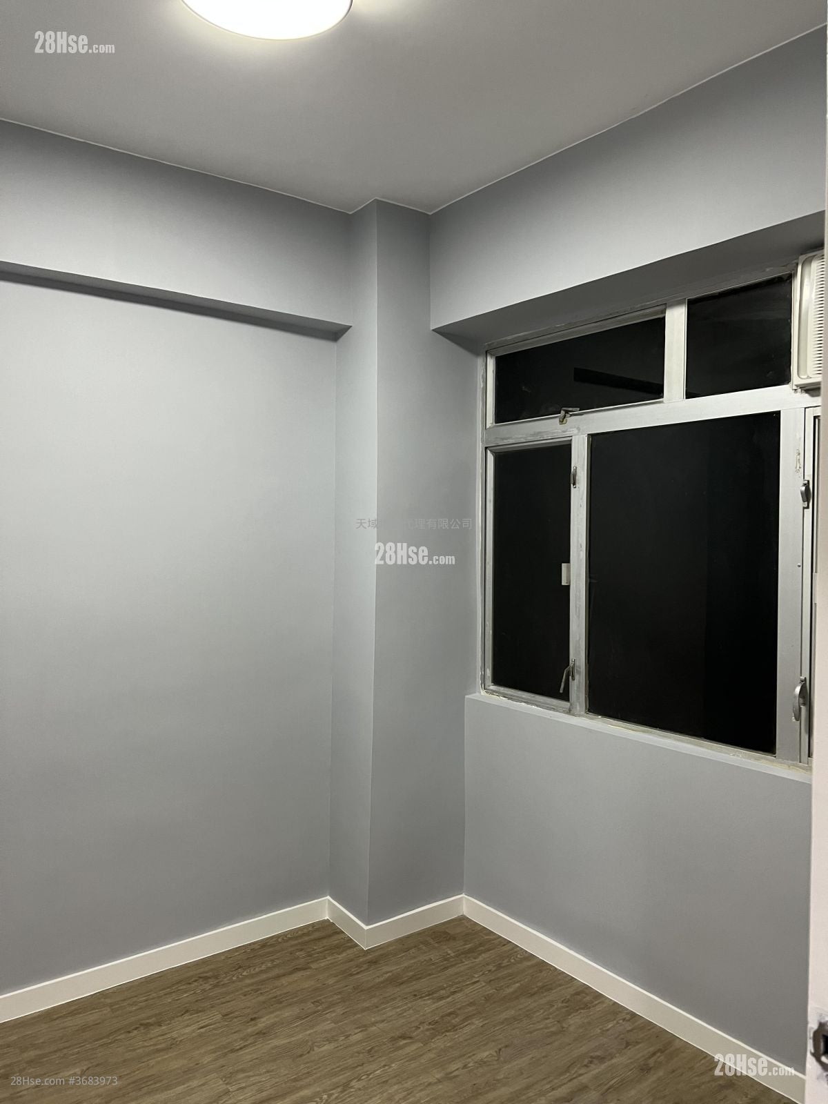 Apartment Sell 2 Bedrooms , 1 Bathroom 308 ft²