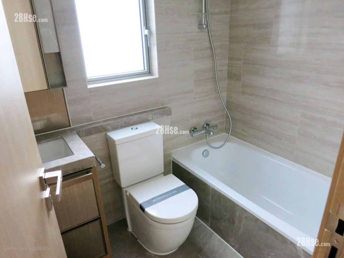 Peninsula East Rental 3 Bedrooms , 2 Bathrooms 869 ft²