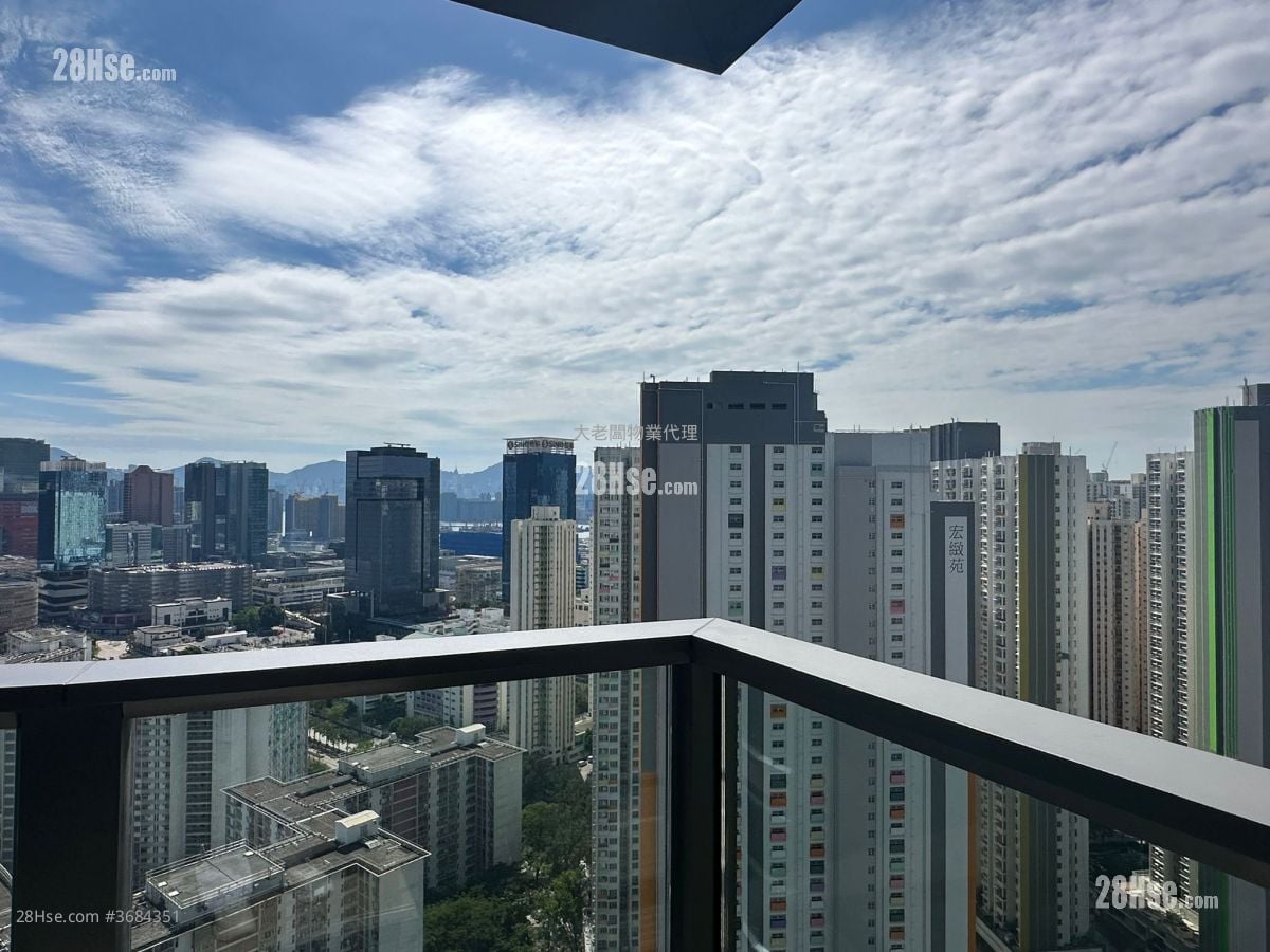 泰峯 售盘 3 房 , 2 浴室 732 平方尺