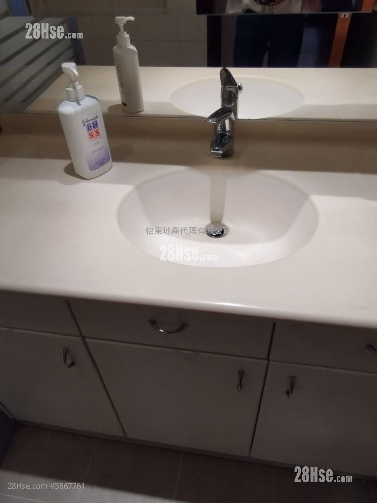 伊利莎伯大厦 租盘 1 房 , 1 浴室 540 平方尺