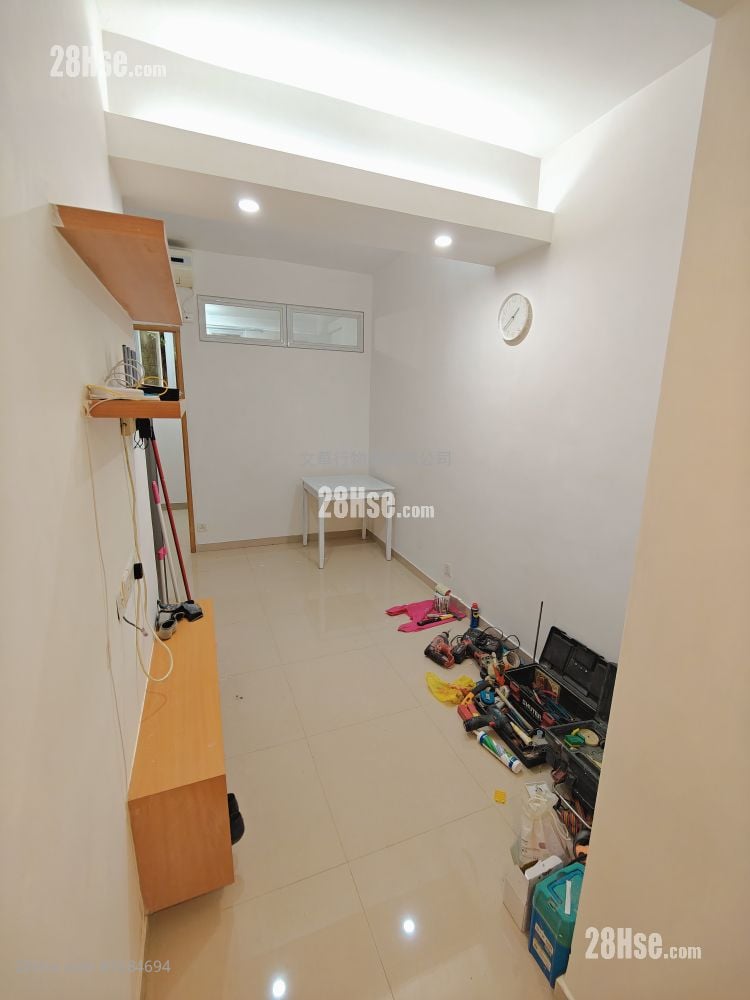 近金巴利道 租盘 2 房 , 1 浴室 340 平方尺