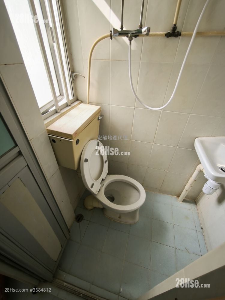 爵禄街 租盘 180 平方尺