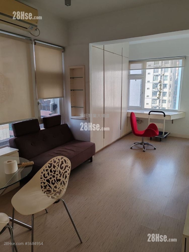 Dorfu Court Sell Studio , 1 Bathroom 349 ft²