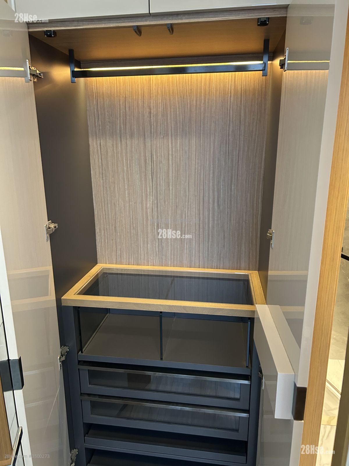 The Vantage Rental 1 Bedroom , 1 Bathroom 272 ft²