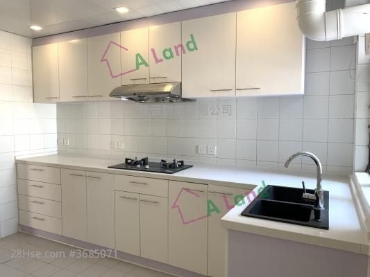 Lockoo Gardens Sell 3 Bedrooms , 2 Bathrooms