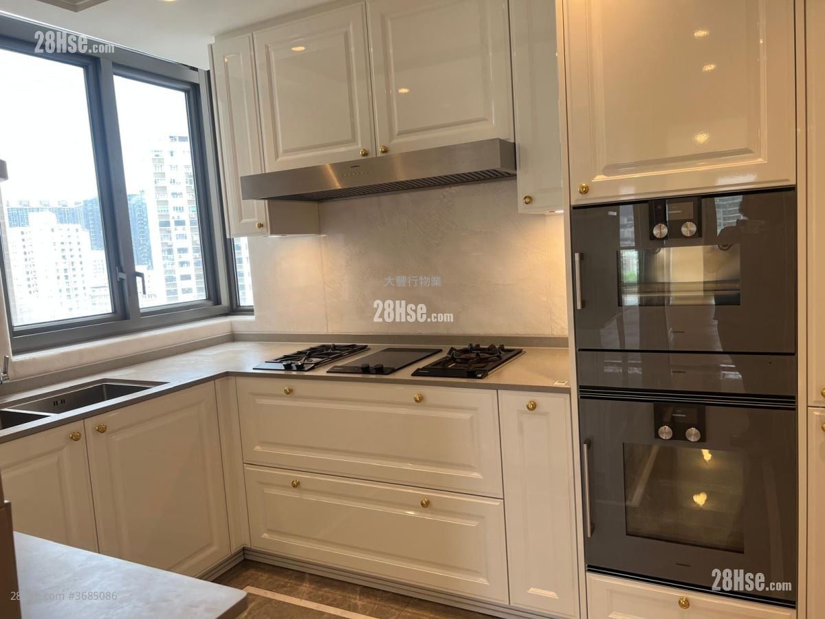 St. George's Mansions 租盘 4 房 , 3 浴室 1,755 平方尺