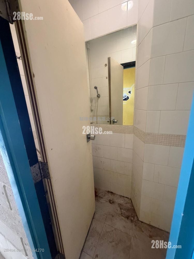 Alhambra Building Sell 5+ Bedrooms , 5+ Bathrooms 734 ft²