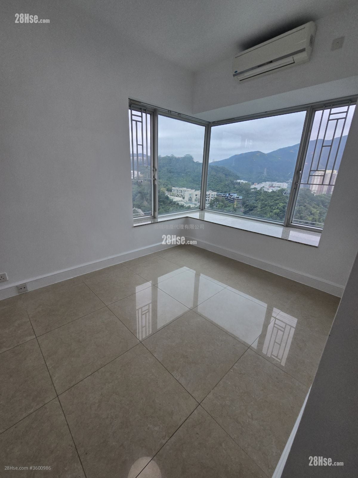 名城 租盘 3 房 , 2 浴室 740 平方尺