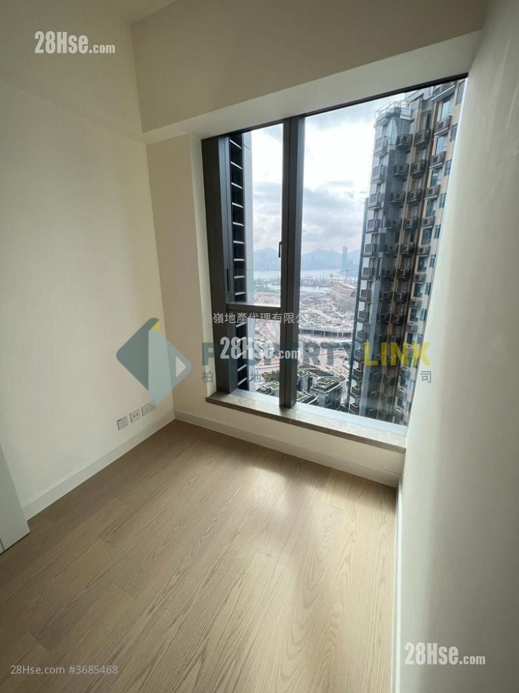 Monaco One 售盘 2 房 , 1 浴室 326 平方尺