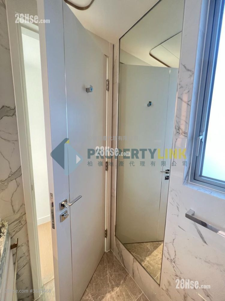 Monaco One 售盘 2 房 , 1 浴室 326 平方尺